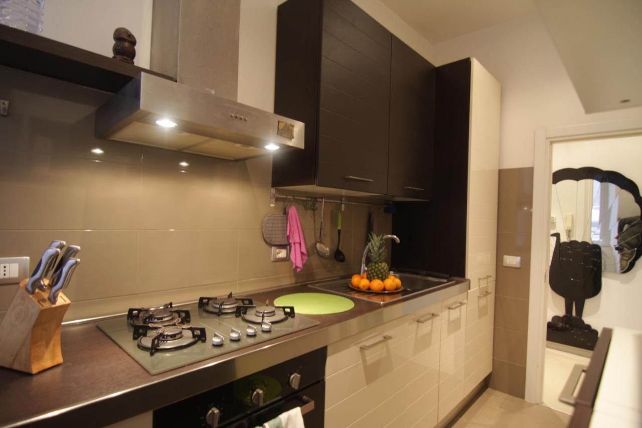 Casa Cavallotti - Modern Apartment Between Train Station And Port Civitavecchia Bagian luar foto